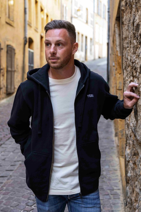 Sweat zippĂ© Bastia Homme â Coton bio durable | YESI